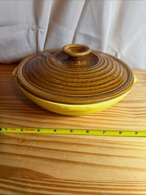 Vintage USA Pottery Yellow Casserole Dish Bowl & Brown Drip Lid 72-E